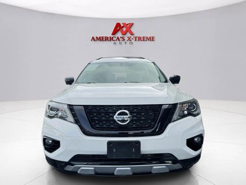 Used 2020 Nissan Pathfinder SL image 10