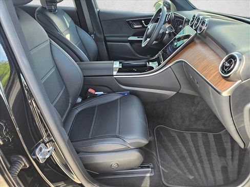 Certified 2026 Mercedes-Benz GLC 300 image 21