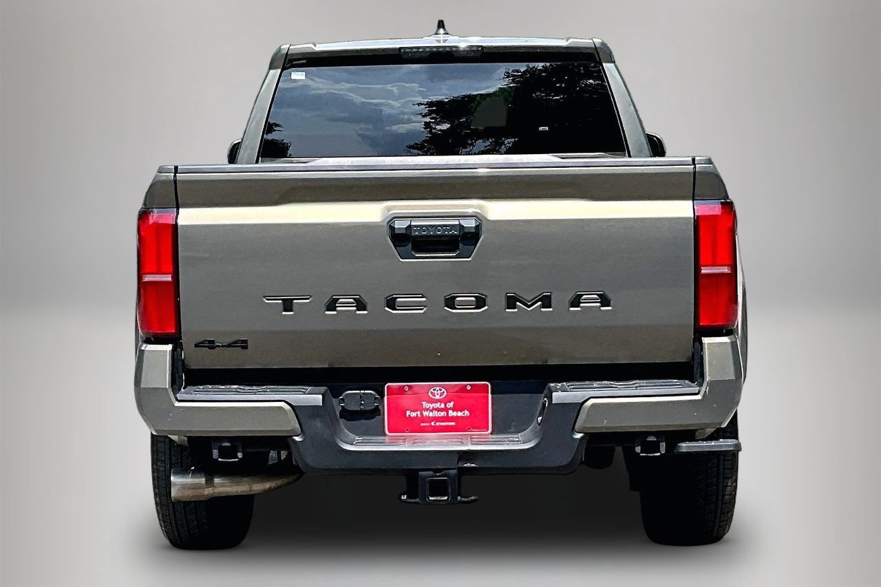 Used 2024 Toyota Tacoma TRD Sport AWD/4WD image 6