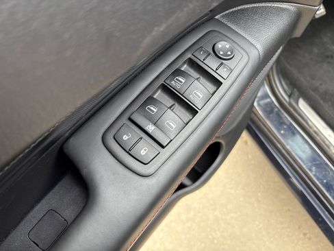 Used 2025 Dodge Durango R/T AWD/4WD image 13