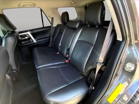 Used 2022 Toyota 4Runner SR5 RWD image 20