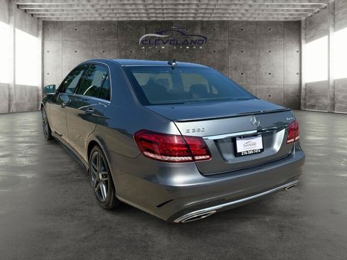 Used 2016 Mercedes-Benz E 350 4MATIC Sedan image 5