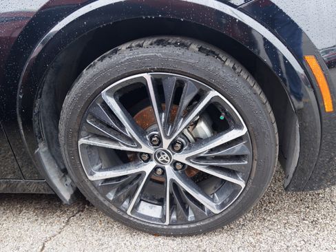 Used 2024 Toyota Prius XLE image 14