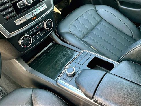 Used 2016 Mercedes-Benz GL 450 4MATIC image 16