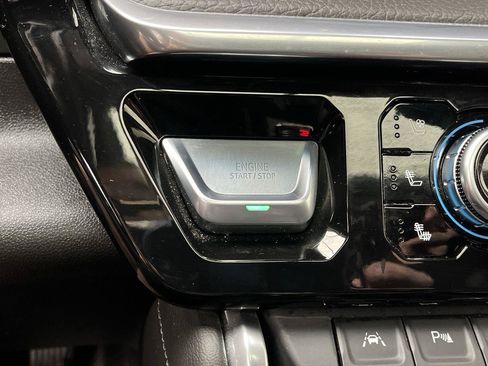 Used 2023 GMC Sierra 1500 Denali AWD/4WD image 23