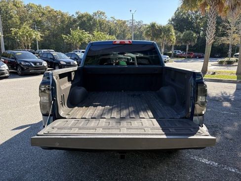 Used 2018 Chevrolet Silverado 1500 LT w/ All Star Edition image 36