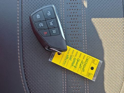 Used 2025 Chevrolet Tahoe High Country image 22