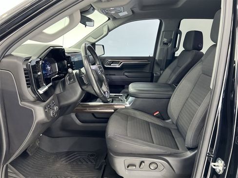 Used 2023 Chevrolet Silverado 1500 LT Trail Boss w/ Protection Package image 17