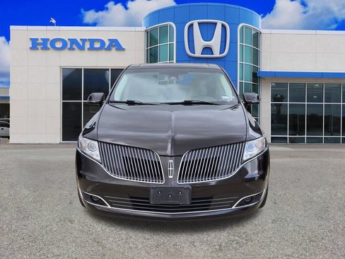 Used 2014 Lincoln MKT AWD w/ Equipment Group 201A image 18
