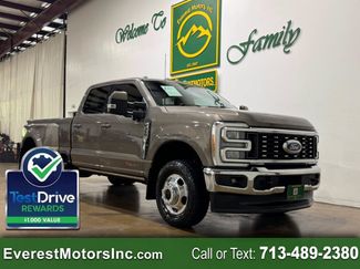 Used 2023 Ford F350 Lariat w/ Lariat Ultimate Package AWD/4WD video 1