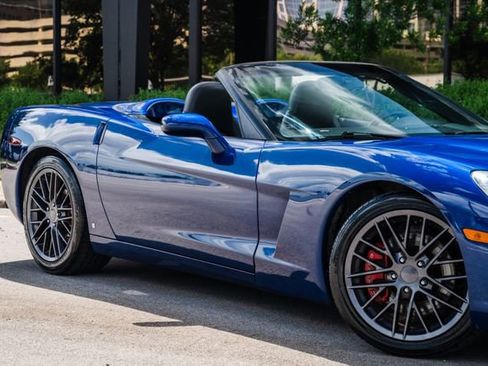 Used 2006 Chevrolet Corvette Convertible RWD image 39