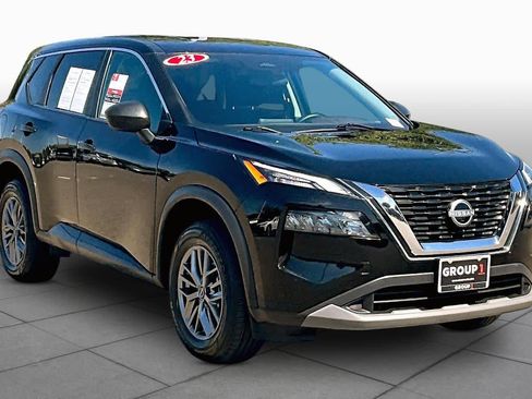 Used 2023 Nissan Rogue S AWD/4WD image 2