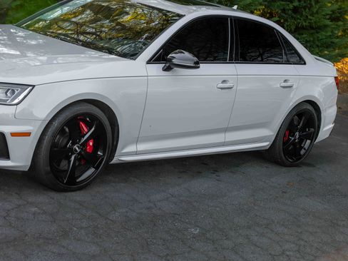 Used 2019 Audi S4 Premium Plus w/ Premium Plus Package image 58