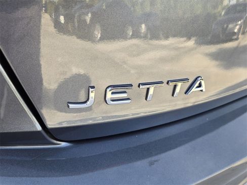 Used 2022 Volkswagen Jetta S image 16