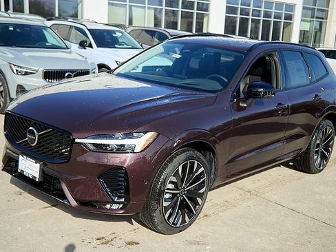 New 2026 Volvo XC60 B5 Ultra w/ Climate Package image 6