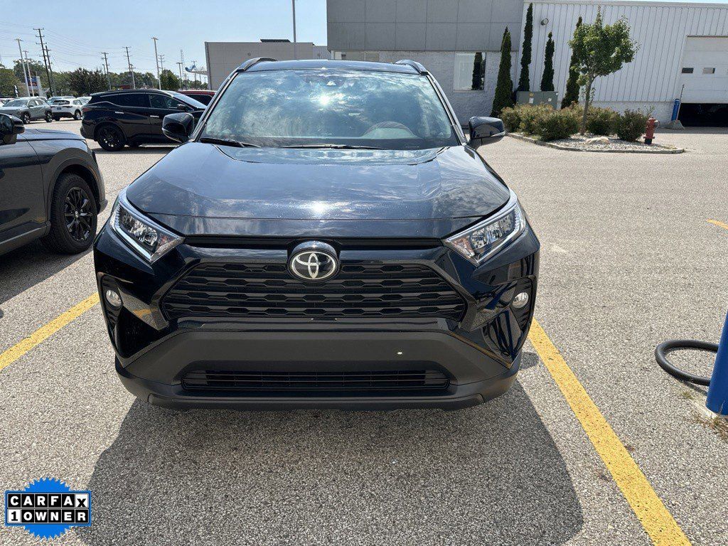 Used 2020 Toyota RAV4 XLE w/ Convenience Package AWD/4WD image 2