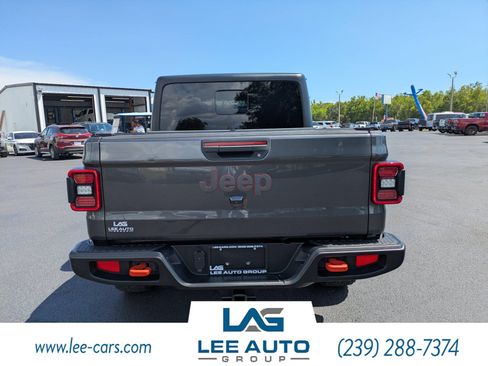Used 2022 Jeep Gladiator Mojave w/ LED Lighting Group AWD/4WD image 4