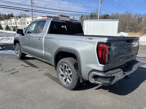 New 2026 GMC Sierra 1500 SLE w/ X31 Off-Road Package image 6