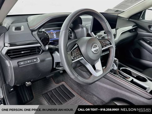 Certified 2025 Nissan Altima 2.5 SR w/ SR Premium Package FWD image 9