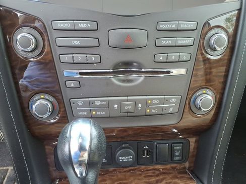 Used 2018 Nissan Armada SL w/ Premium Package RWD image 21