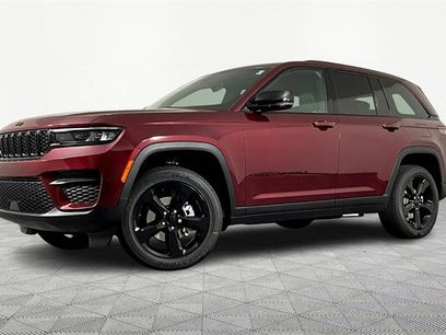 New 2025 Jeep Grand Cherokee Altitude w/ Trailer Tow Package