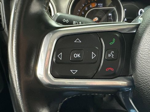 Used 2021 Jeep Wrangler Unlimited Sahara image 4