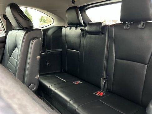 Used 2022 Toyota Highlander XLE image 23