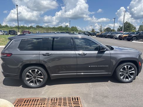 Used 2023 Jeep Grand Cherokee L Overland AWD/4WD image 6