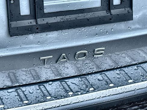 Used 2023 Volkswagen Taos S FWD image 10