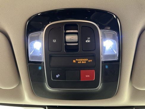 Used 2024 Hyundai Sonata SEL w/ Convenience Package FWD image 30