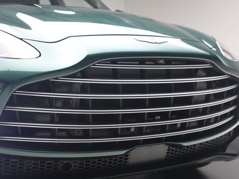 Used 2026 Aston Martin DBX 707 AWD/4WD image 14