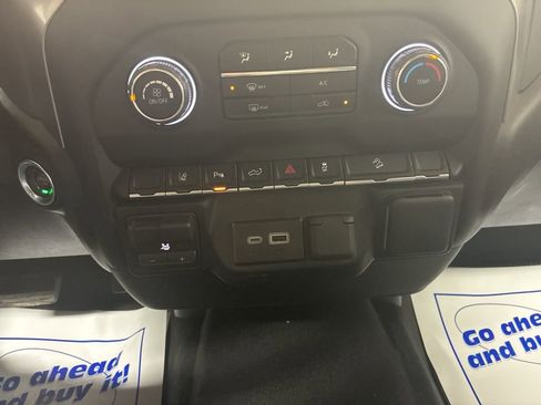 Used 2025 Chevrolet Silverado 2500 Custom w/ Custom Value Package image 19