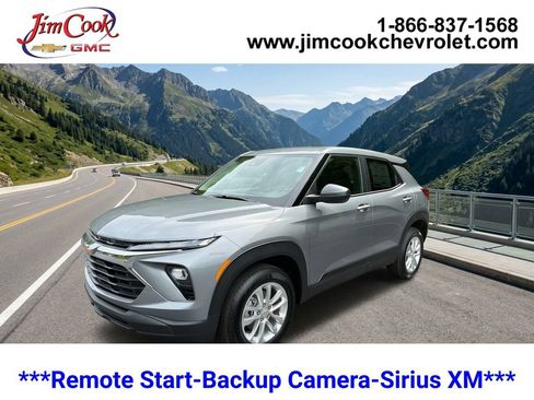 New 2026 Chevrolet TrailBlazer LS w/ LS Convenience Package AWD/4WD image 1