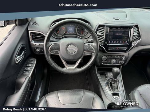 Used 2019 Jeep Cherokee Limited FWD image 14