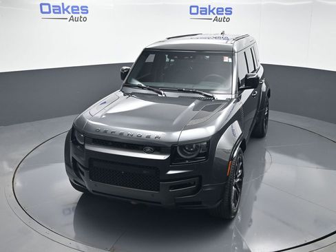 Used 2025 Land Rover Defender 110 AWD/4WD image 49
