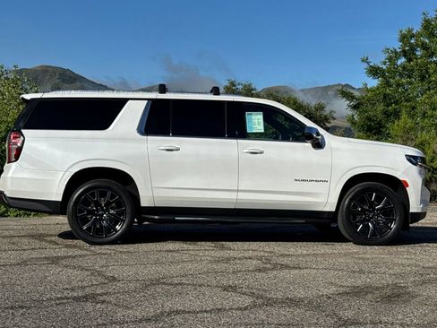 Certified 2024 Chevrolet Suburban Premier image 3