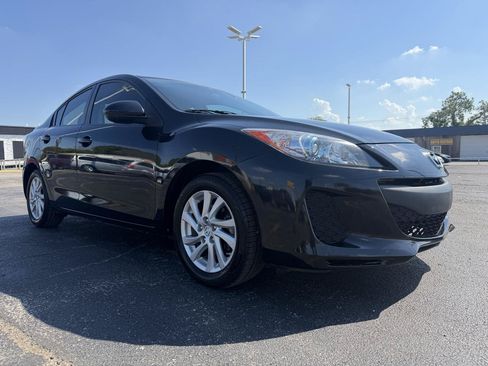 Used 2012 MAZDA MAZDA3 i Touring FWD image 3