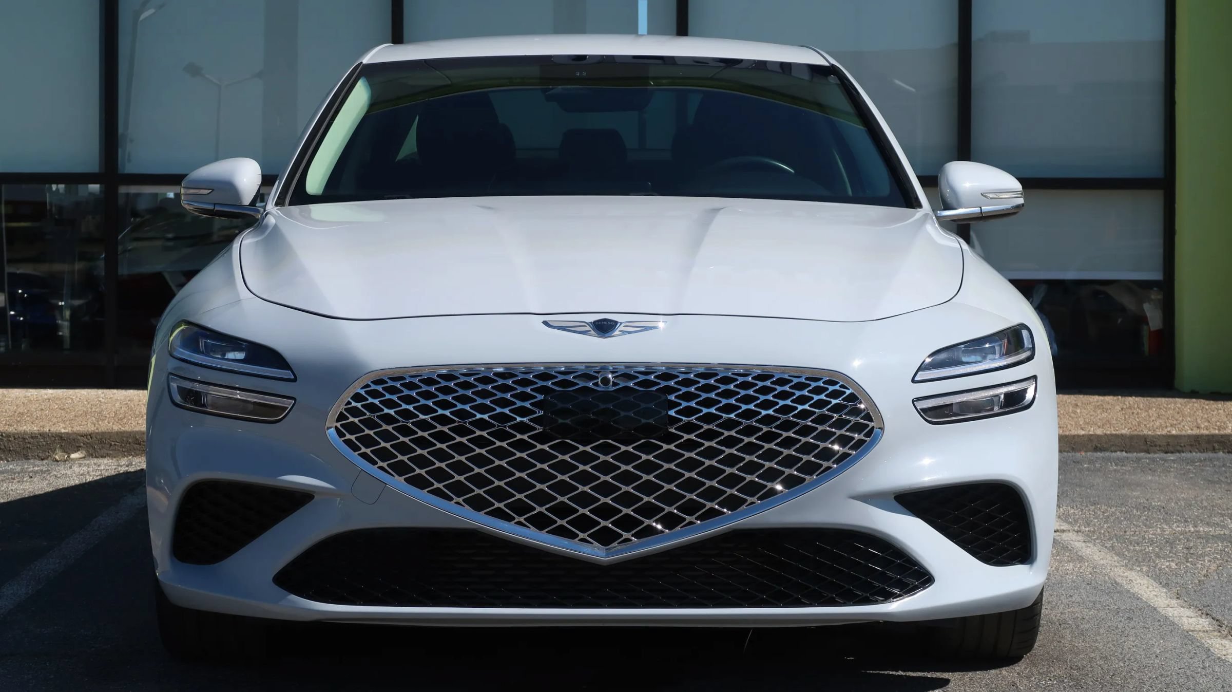 Used 2022 Genesis G70 3.3T RWD image 2