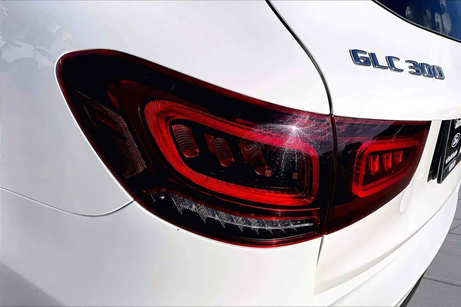 Used 2022 Mercedes-Benz GLC 300 image 28