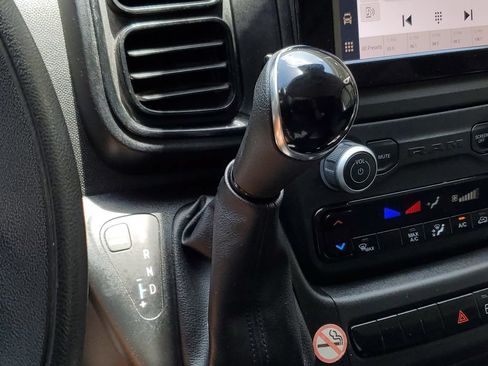 Used 2023 RAM ProMaster 2500 FWD image 32