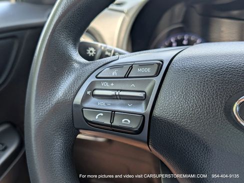 Used 2020 Hyundai Kona SE image 47