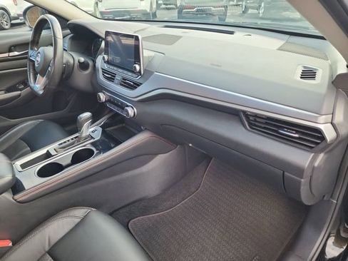 Used 2024 Nissan Altima 2.5 SR image 13