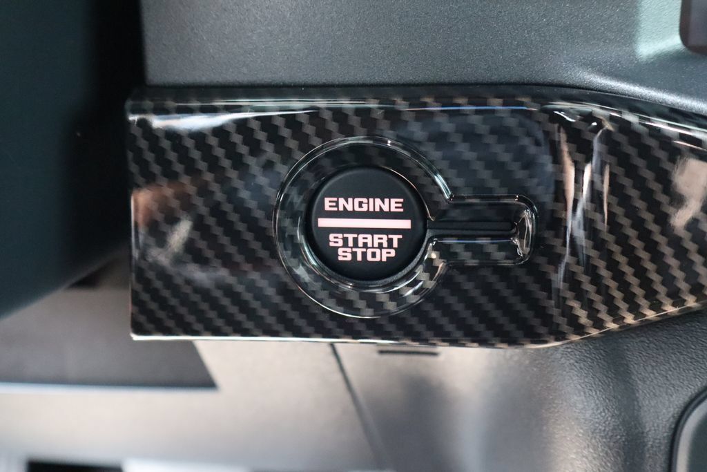 Used 2025 Ford Bronco Raptor w/ Interior Carbon Fiber Pack AWD/4WD image 34
