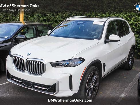 Certified 2024 BMW X5 sDrive40i w/ Premium Package RWD image 1