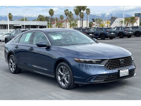 Certified 2025 Honda Accord EX-L image 8