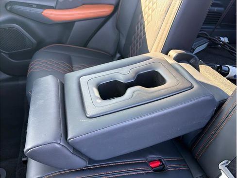 Used 2024 Mitsubishi Outlander SEL image 24