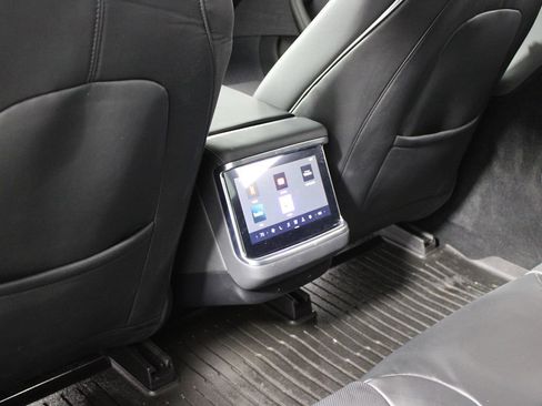 Used 2021 Tesla Model S Plaid image 17