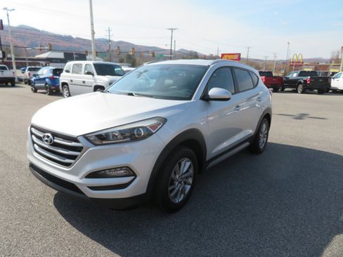 Used 2017 Hyundai Tucson SE image 7