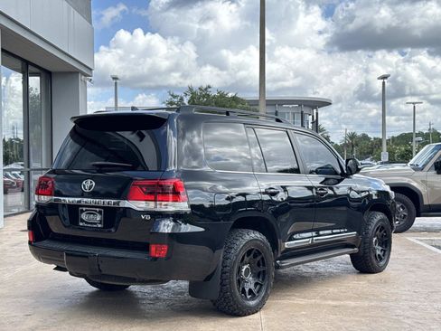 Used 2017 Toyota Land Cruiser w/ Preferred Accessory Package AWD/4WD image 3
