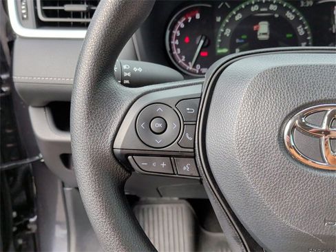 Certified 2025 Toyota RAV4 LE image 16